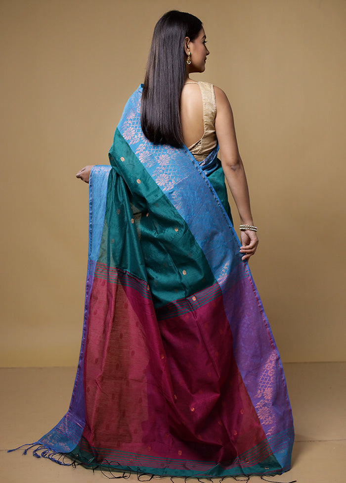 Green Matka Silk Saree With Blouse Piece