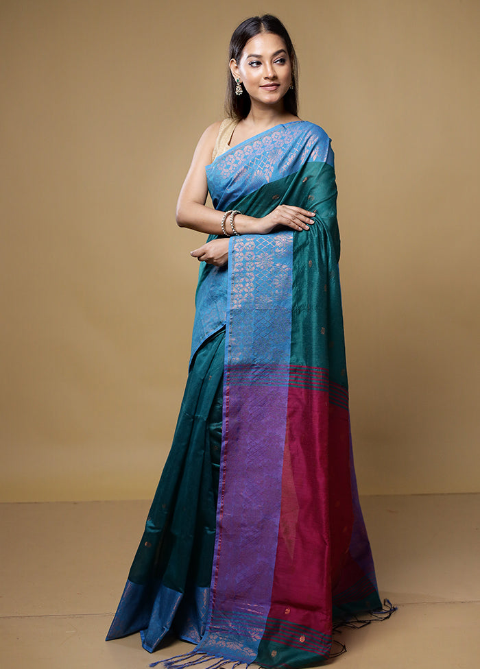 Green Matka Silk Saree With Blouse Piece