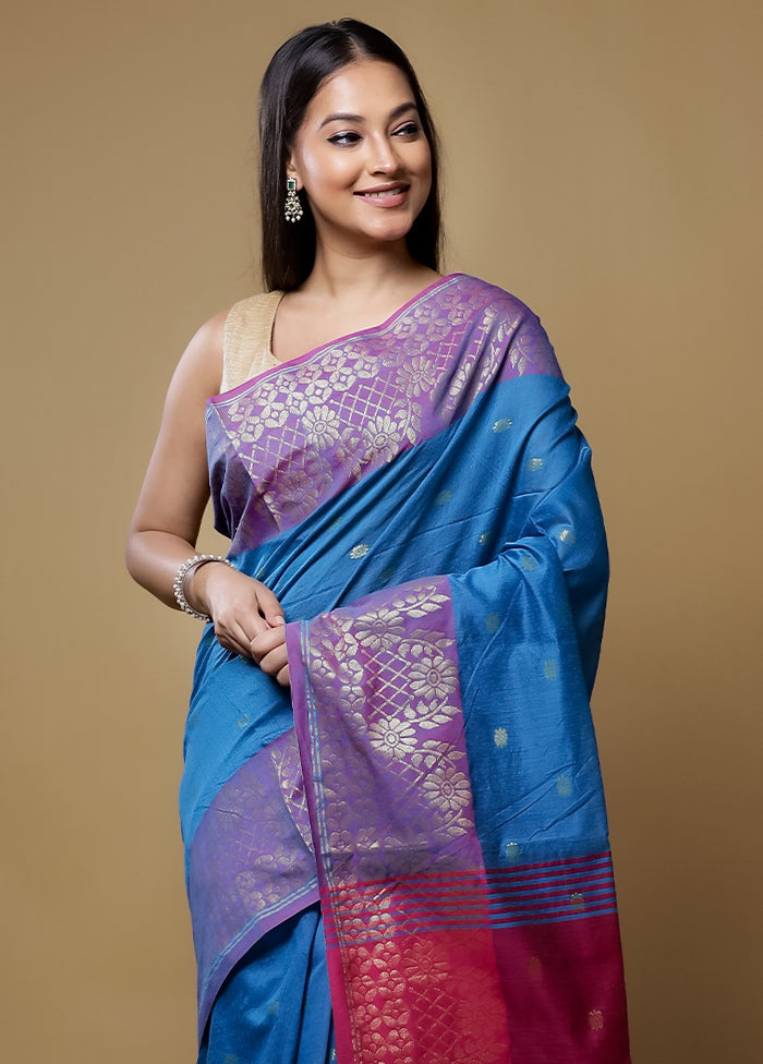 Blue Matka Silk Saree With Blouse Piece