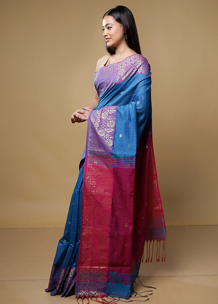 Blue Matka Silk Saree With Blouse Piece