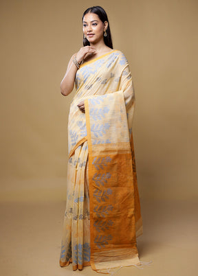 Yellow Matka Silk Saree With Blouse Piece