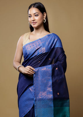 Blue Matka Silk Saree With Blouse Piece