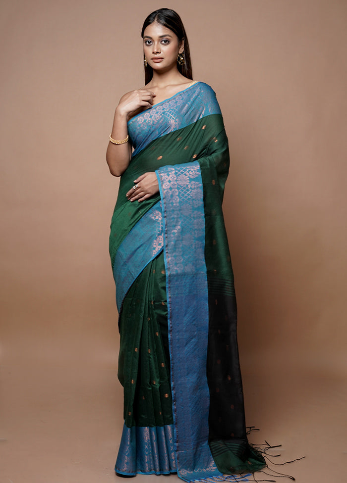 Green Matka Silk Saree With Blouse Piece