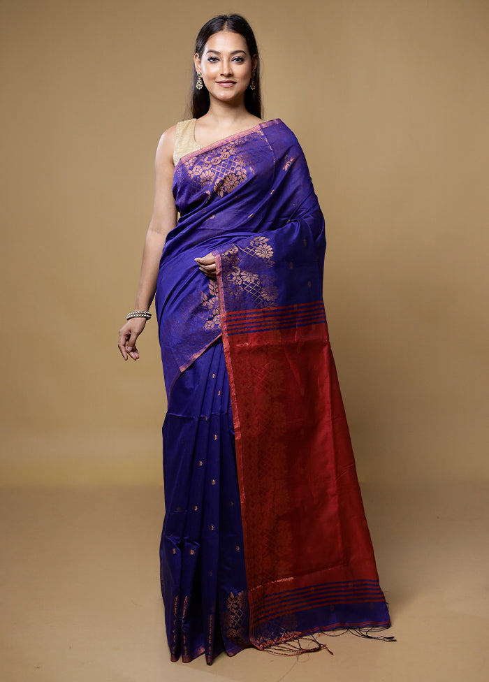 Blue Matka Silk Saree With Blouse Piece