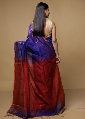 Blue Matka Silk Saree With Blouse Piece