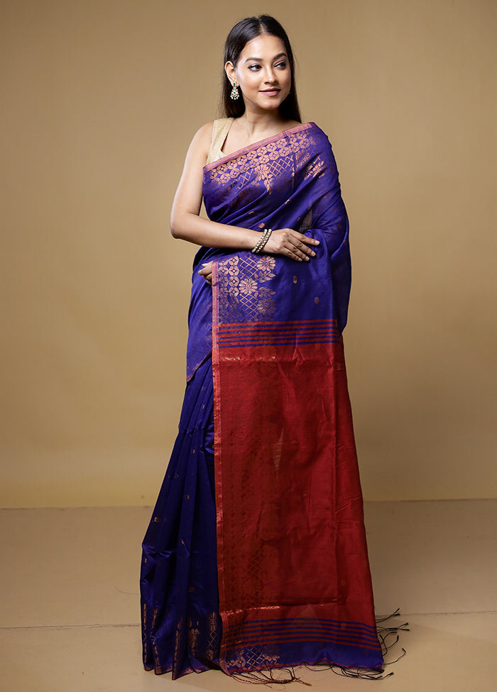 Blue Matka Silk Saree With Blouse Piece