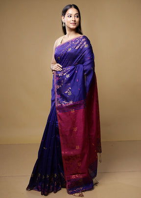 Blue Matka Silk Saree With Blouse Piece