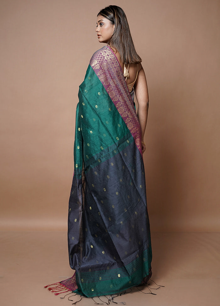 Green Matka Silk Saree With Blouse Piece