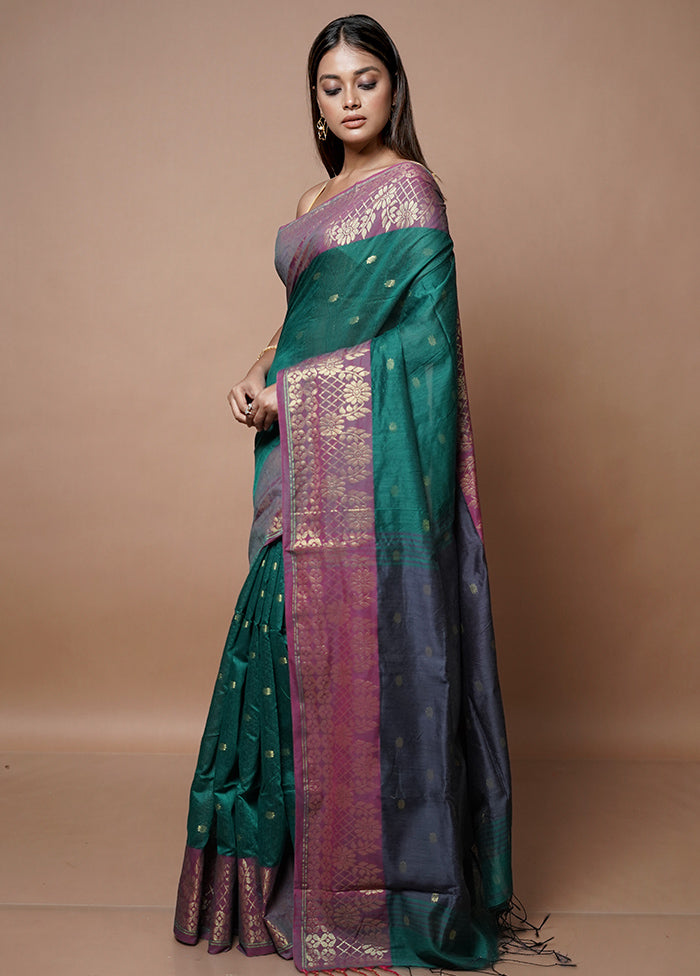 Green Matka Silk Saree With Blouse Piece