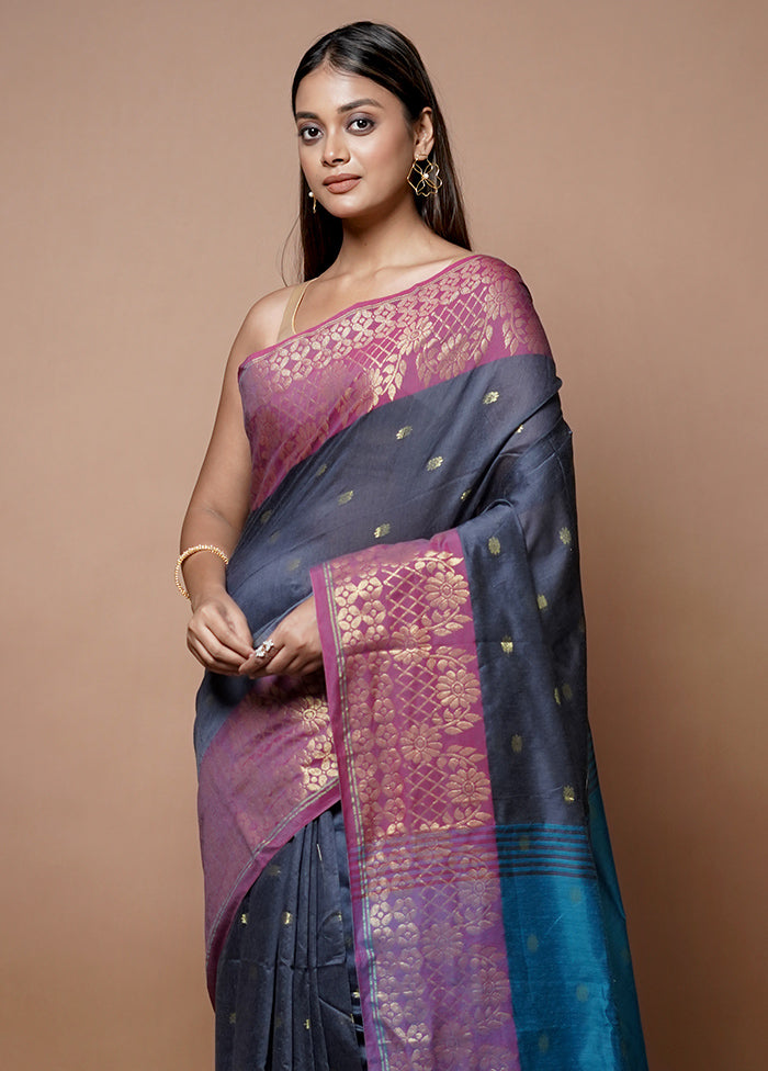 Grey Matka Silk Saree With Blouse Piece