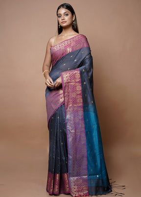 Grey Matka Silk Saree With Blouse Piece