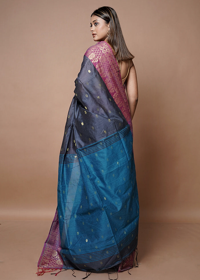 Grey Matka Silk Saree With Blouse Piece