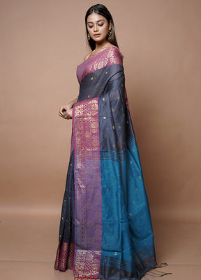 Grey Matka Silk Saree With Blouse Piece