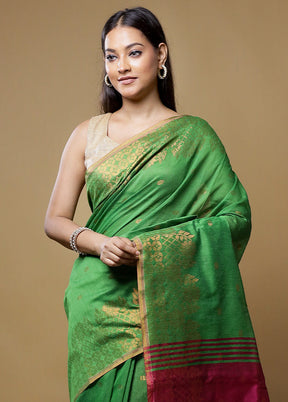 Green Matka Silk Saree With Blouse Piece