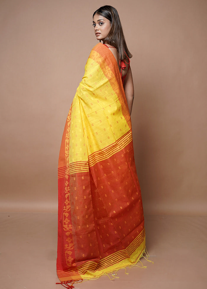 Yellow Matka Silk Saree With Blouse Piece