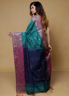 Green Matka Silk Saree With Blouse Piece