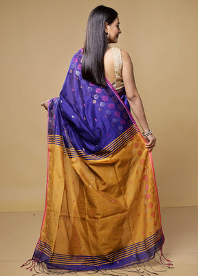 Blue Matka Silk Saree With Blouse Piece