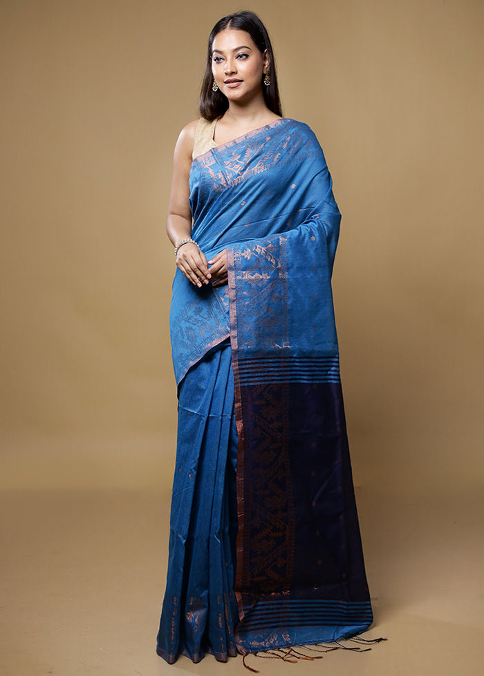 Blue Matka Silk Saree With Blouse Piece