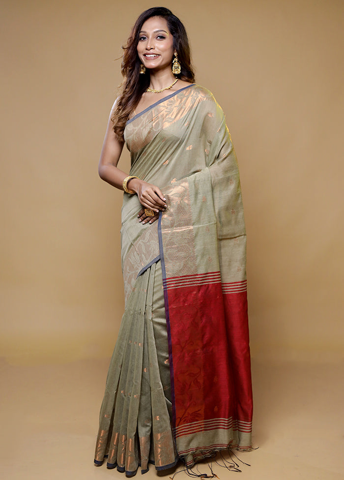 Grey Matka Silk Saree With Blouse Piece