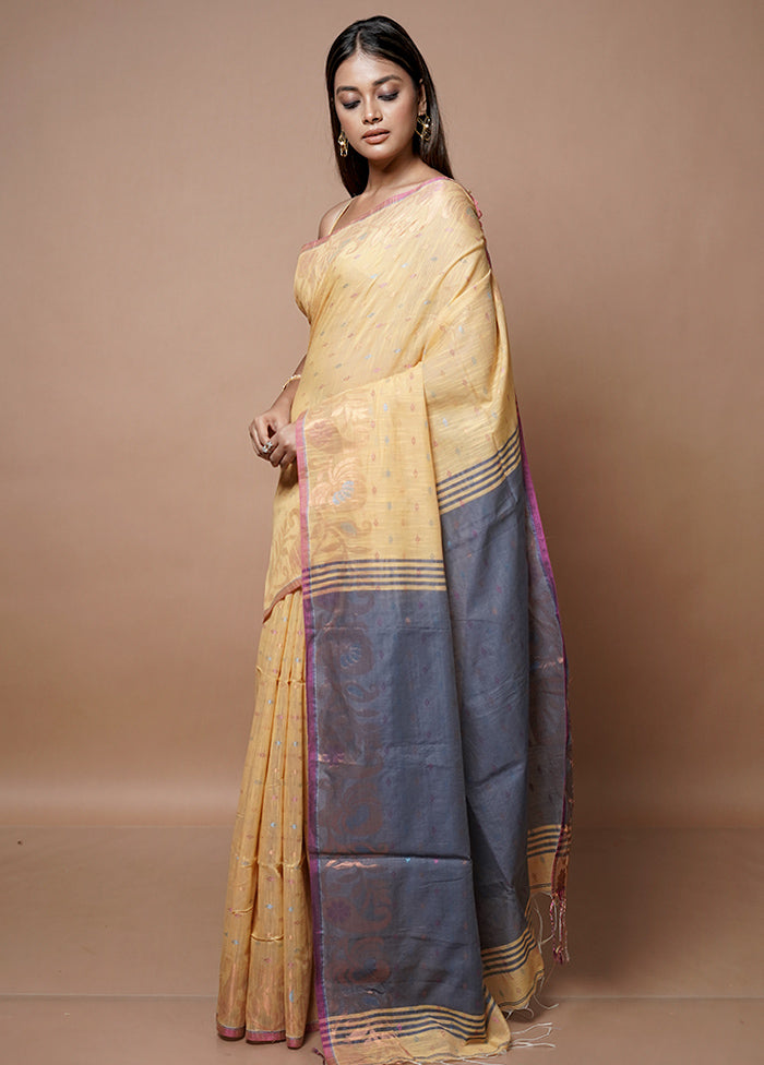 Yellow Matka Silk Saree With Blouse Piece