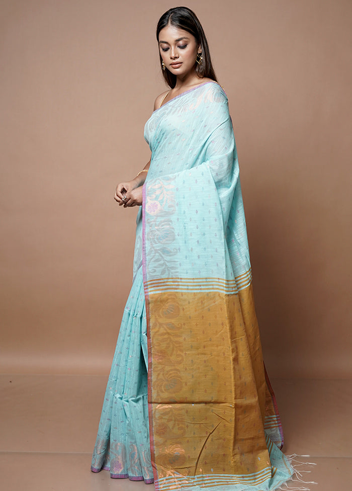 Blue Matka Silk Saree With Blouse Piece