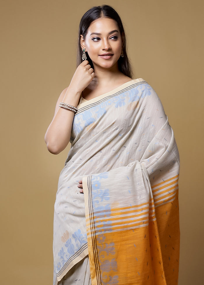 Grey Matka Silk Saree With Blouse Piece