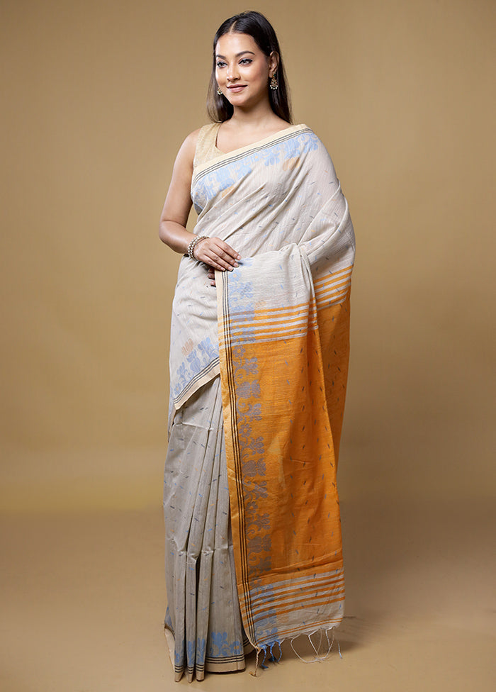 Grey Matka Silk Saree With Blouse Piece