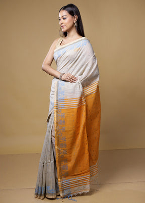 Grey Matka Silk Saree With Blouse Piece