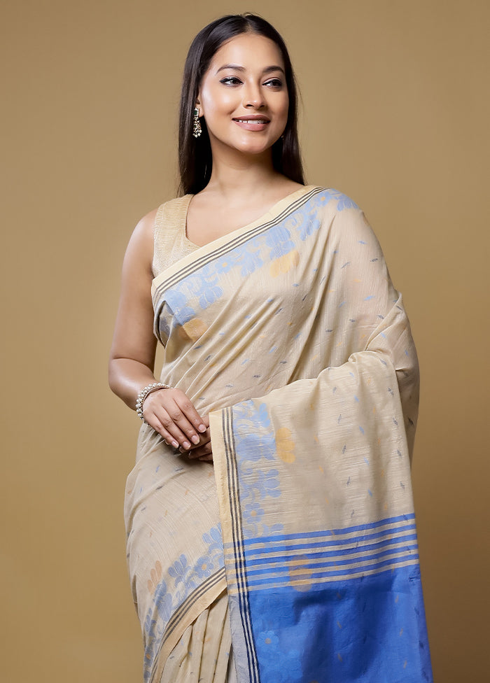 Cream Matka Silk Saree With Blouse Piece