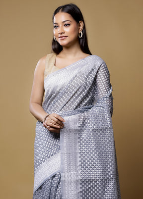 Grey Katan Silk Saree With Blouse Piece