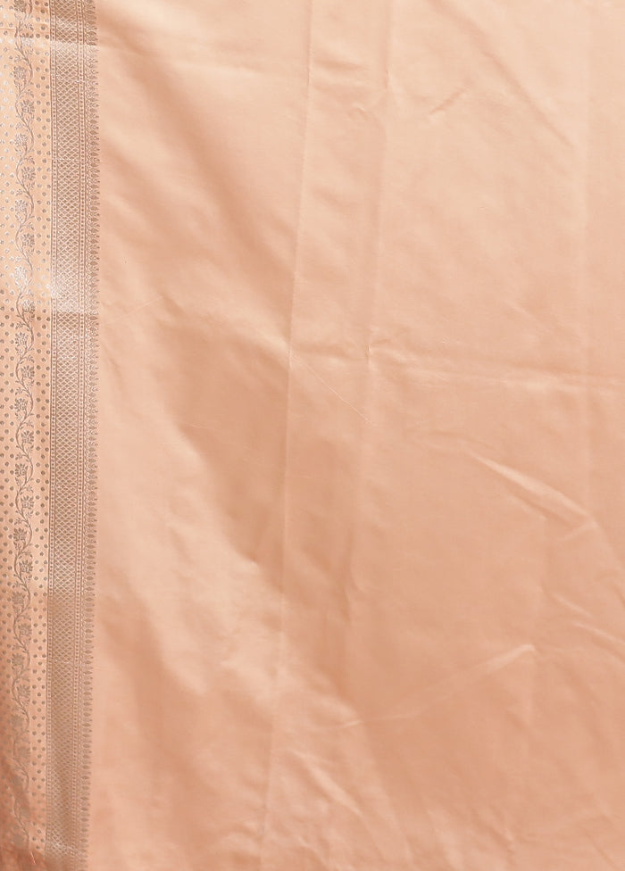 Green Banarasi Silk Saree With Blouse Piece