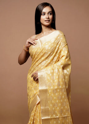 Yellow Kora Silk Saree With Blouse Piece