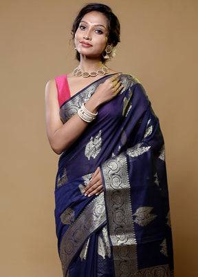 Blue Cotton Saree With Blouse Piece