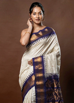 Cream Gadwal Pure Silk Saree Without Blouse Piece