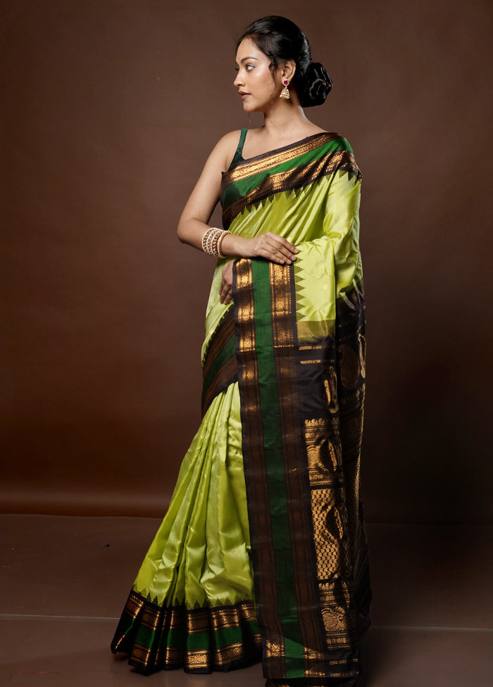 Green Gadwal Pure Silk Saree Without Blouse Piece