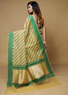 Yellow Uppada Silk Saree With Blouse Piece