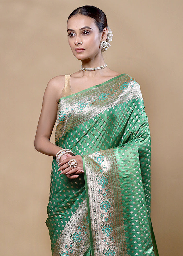 Green Banarasi Silk Saree With Blouse Piece