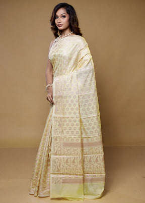 Yellow Kora Silk Saree With Blouse Piece