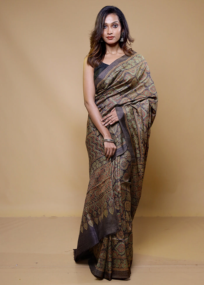 Black Handloom Tussar Pure Silk Saree With Blouse Piece