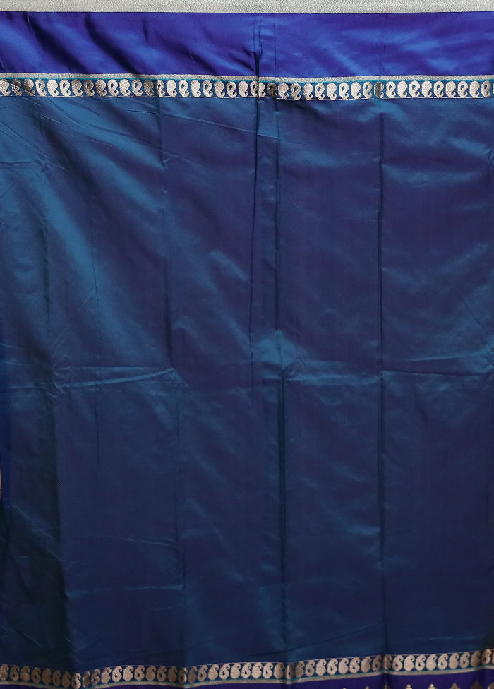 Red Kanjivaram Silk Saree With Blouse Piece