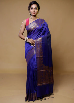 Blue Cotton Saree With Blouse Piece