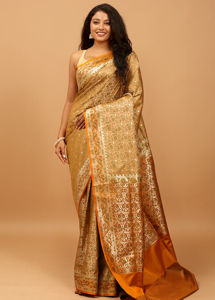 Cream Tanchoi Silk Saree With Blouse Piece