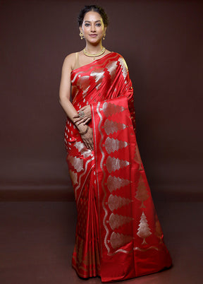 Red Banarasi Silk Saree With Blouse Piece