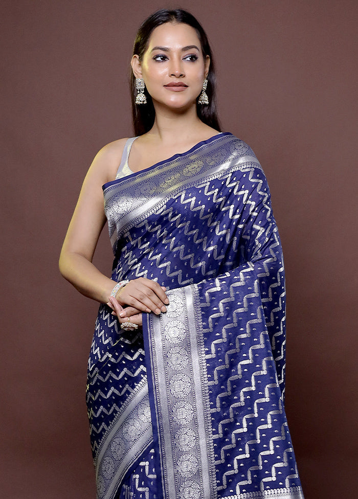 Blue Uppada Silk Saree With Blouse Piece