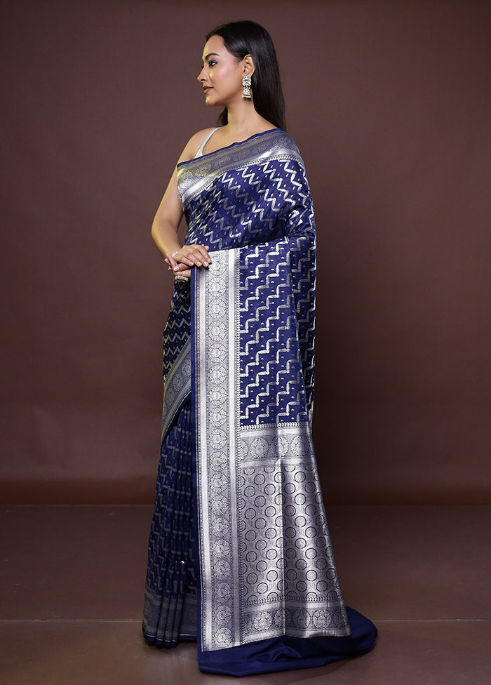 Blue Uppada Silk Saree With Blouse Piece