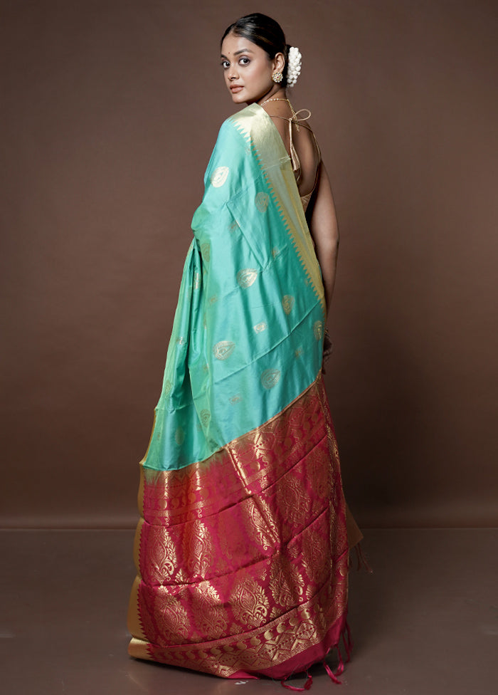 Green Kanjivaram Silk Saree With Blouse Piece