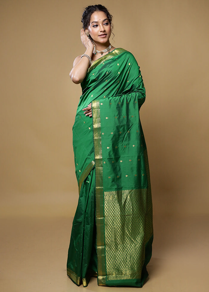 Green Kanjivaram Silk Saree With Blouse Piece