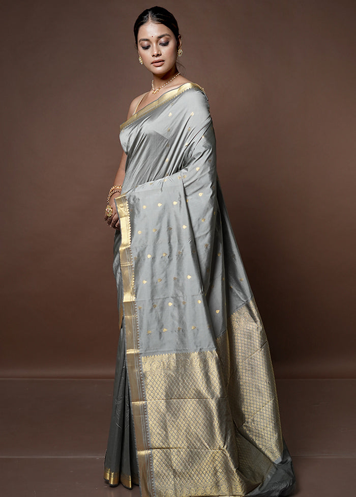 Grey Kanjivaram Silk Saree With Blouse Piece