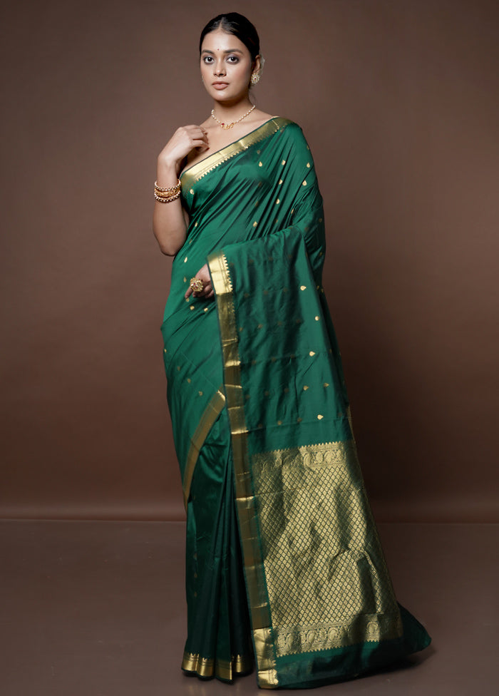 Green Kanjivaram Silk Saree With Blouse Piece