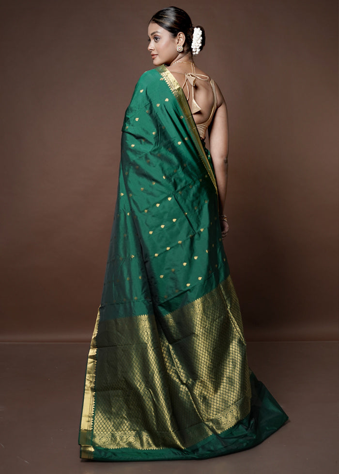 Green Kanjivaram Silk Saree With Blouse Piece